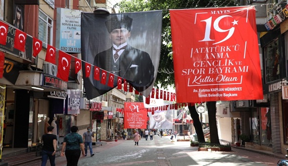 19 Mayıs İzmit sokaklarında yine coşkuyla kutlanacak