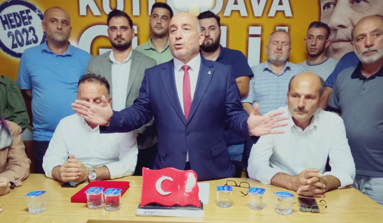 AKP Gölcük ilçe Başkanı Seymen adaylık için istifa etti