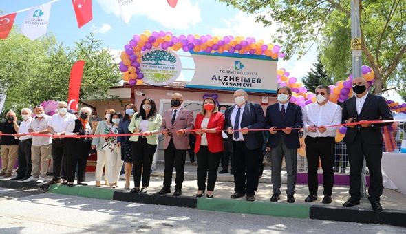 Alzheimer Yaşam Evi umut kapılarını açtı