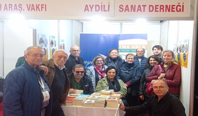 Aydili Sanat Derneği, TÜYAP Kitap Fuarı’nda stant açtı