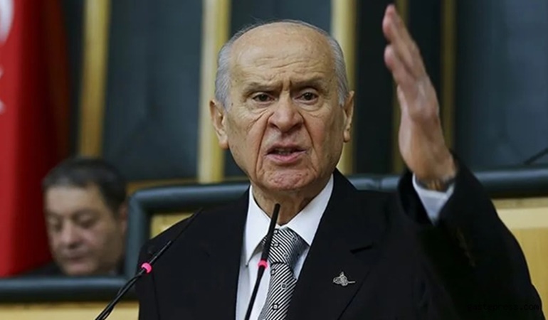 Bahçeli yine köpürdü! Hakaret etti, tehditler yağdırdı!