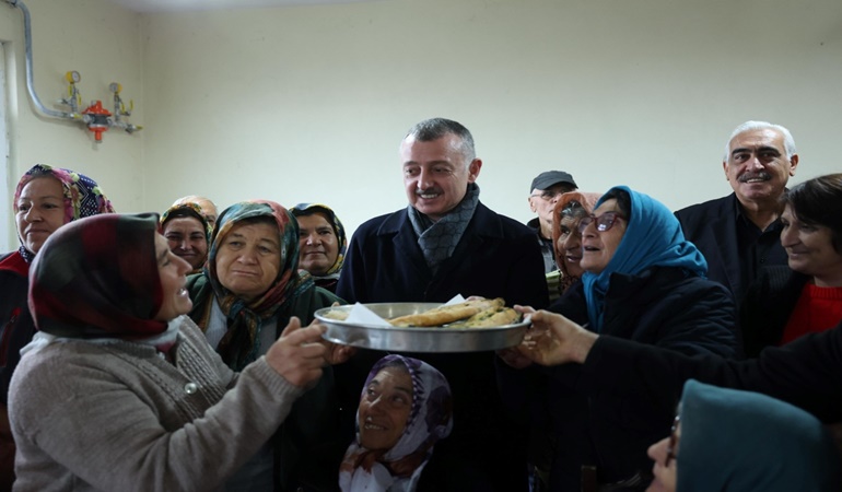 Balörenli kadınlardan başkana: Ayrım yapmadan hizmet ediyorsunuz