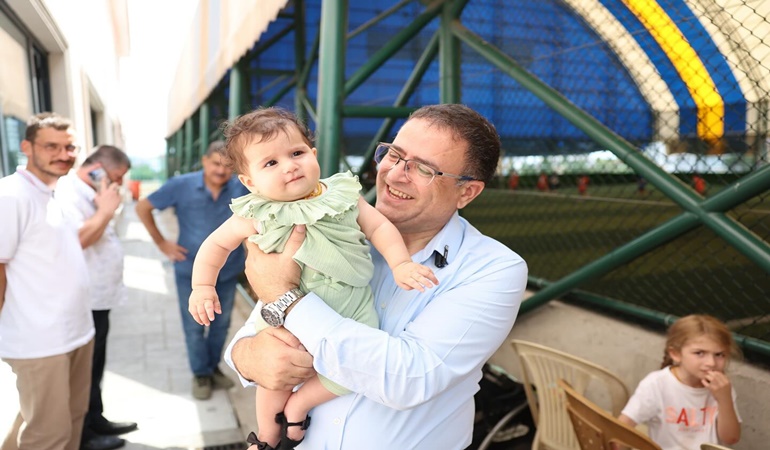 Başkan Gökçe çocuklar ve gençlerle bir araya geldi