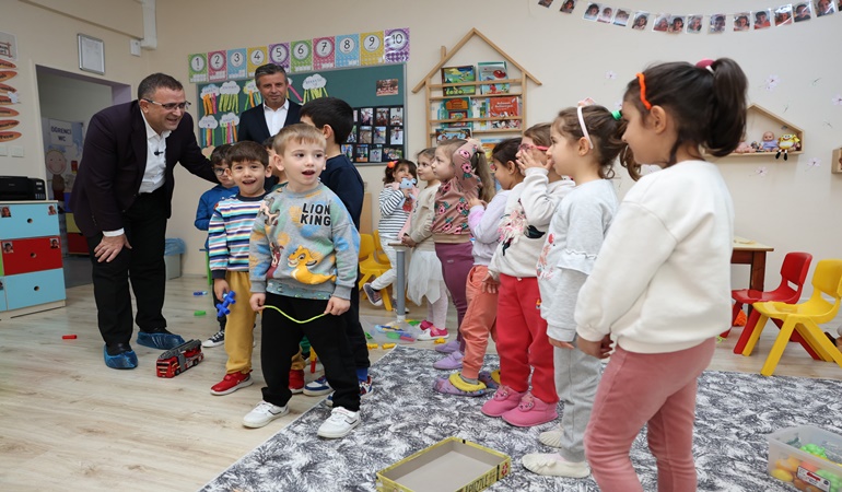 Başkan Gökçe öğrencilerle bir araya geldi