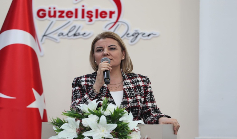 Başkan Hürriyet galaya hazırlanan Leyla Hanım’ı anlattı