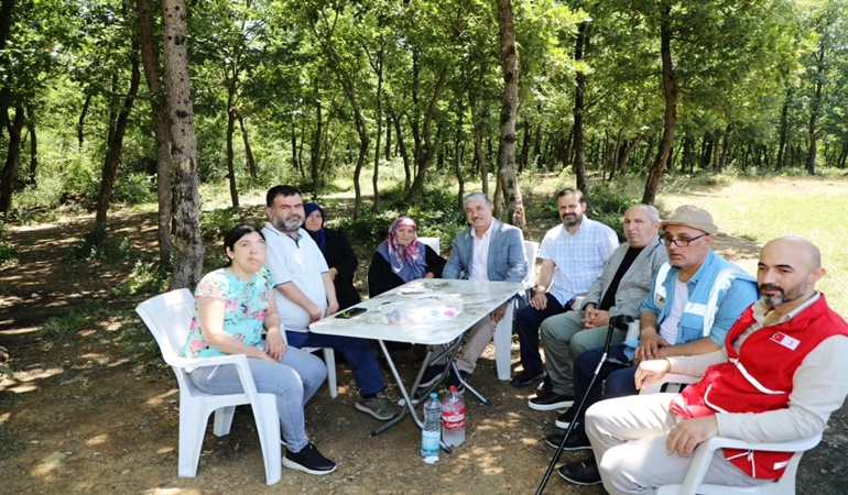 Başkan Ömeroğlu özel gereksinimli ailelerle piknikte buluştu