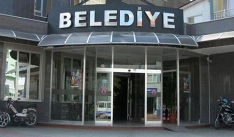 Belediyeyi soyup soğana çevirmişler