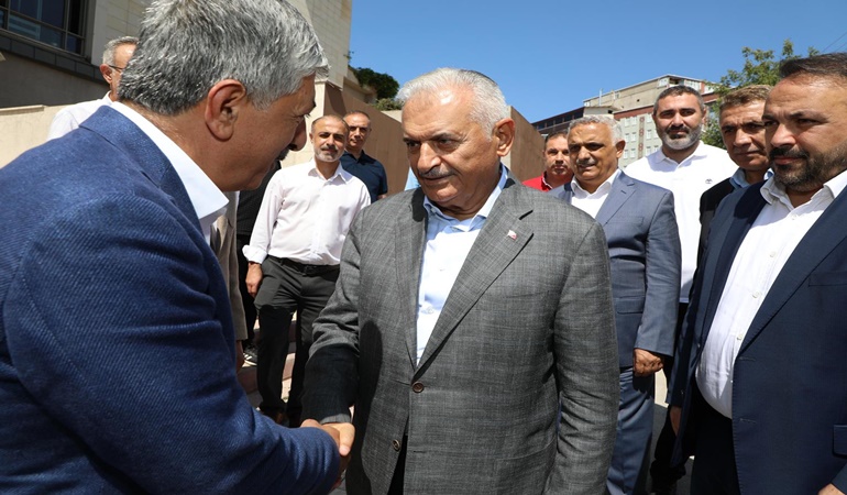 Binali Yıldırım’dan Dilovası’na destek sözü