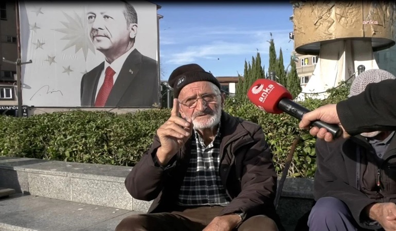 Bir yüzüğüm var dedi dünya onun oldu