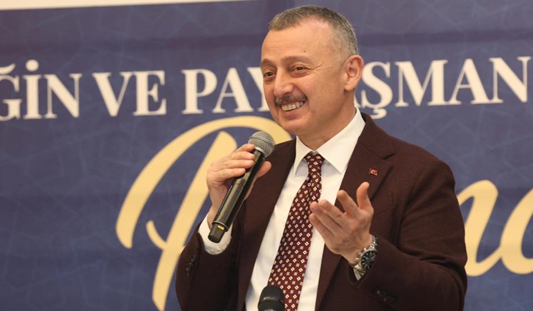 Büyükakın: Aç, açıkta, muhtaç kim varsa Büyükşehir’e iletin!