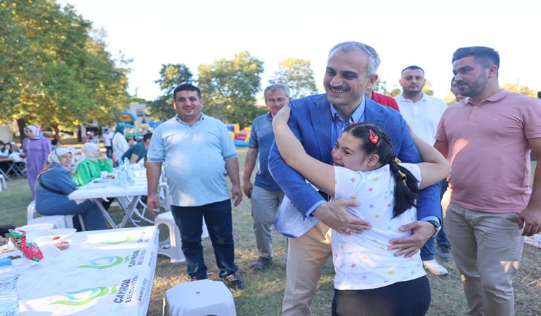 Çayırova Belediyesi’nden engelsiz piknik