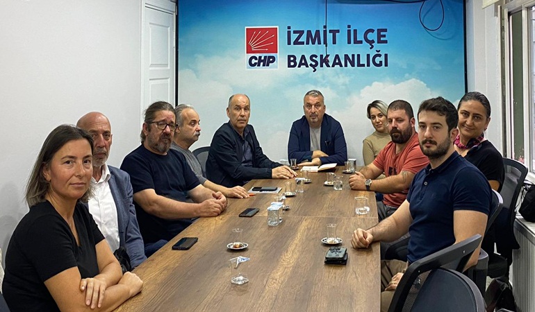 CHP İzmit’te Emek Komisyonu görev dağılımını yaptı