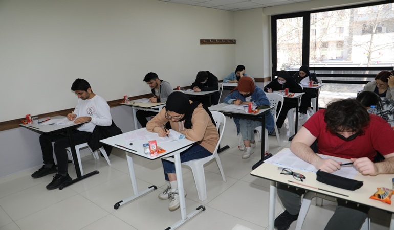 Çınar Akademi’de ara tatil bitiyor, dersler başlıyor