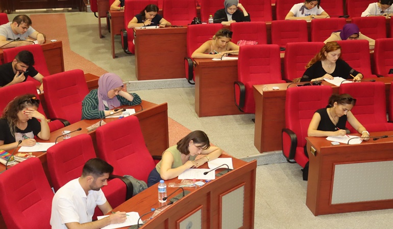 Çınar Akademi’de rehber öğretmeni olarak çalışmak için sınava tabi tutuldular