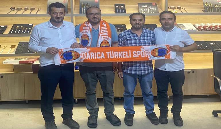 Darıcalı iş insanı Öztürk’ten Türkelispor’a tam destek