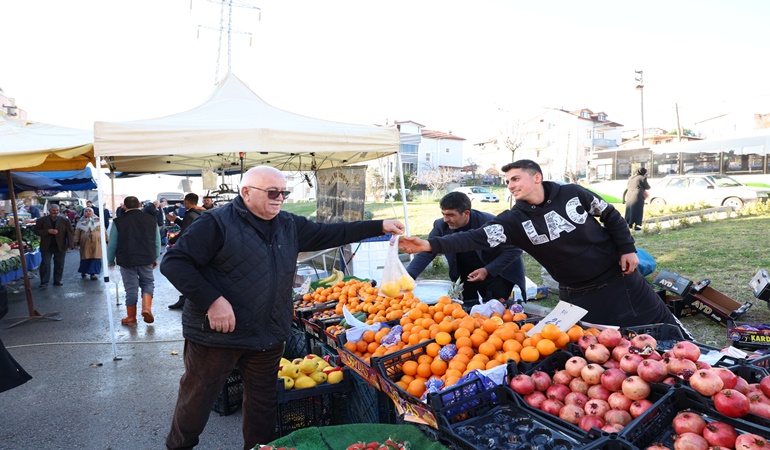 Derince’de Pazar yeri değişikliği memnuniyeti