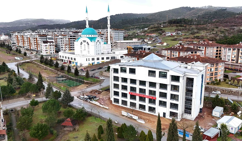 Derince’deki Cemevi’nin yüzde 90’nı tamam!