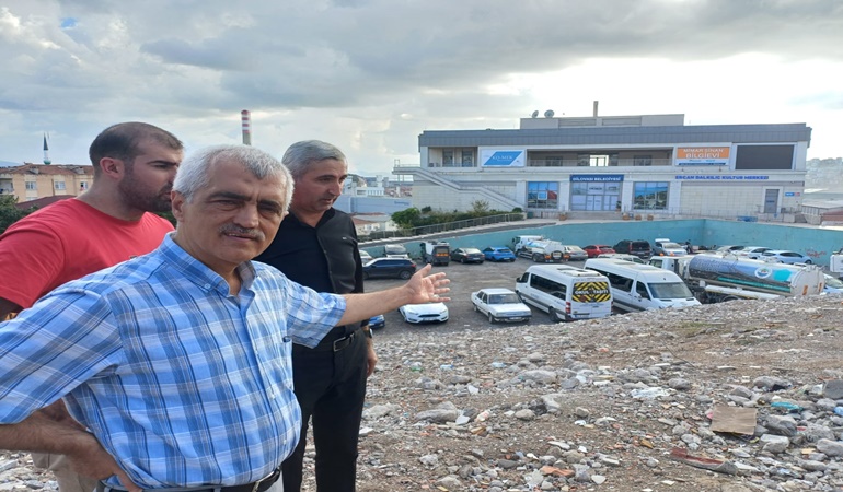 Dilovası Belediyesi meclis toplantısında yayını yasaklıyor