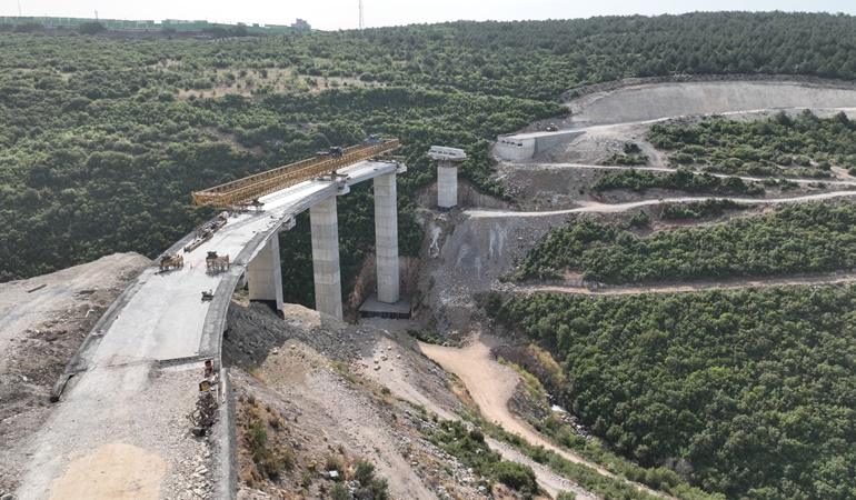 Dilovası Hastane Yolu’nda ilerleme oranı yüzde 80