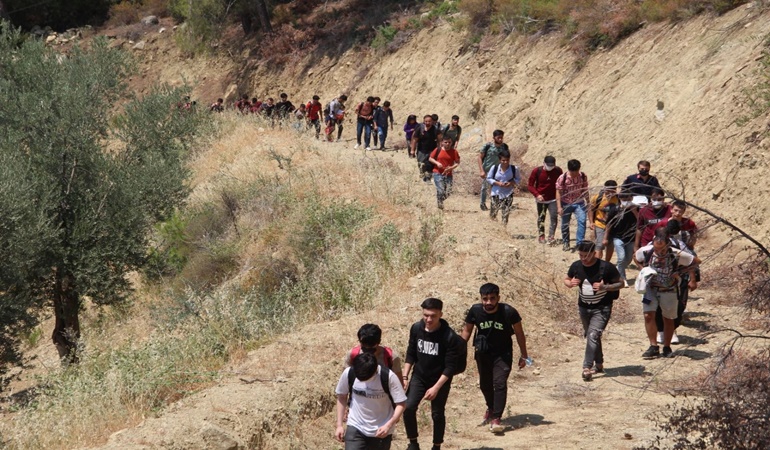 Dünya salgın için önlem alırken iktidar ülkeyi yolgeçen hanına çevirdi!