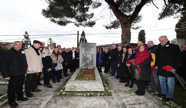 Efsane Başkan kabri başında anıldı