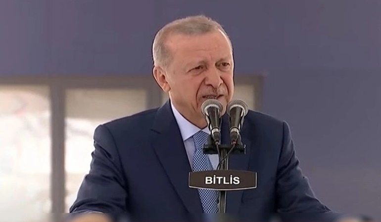 Erdoğan AYM kararına uymayan biziz biz der miydi?