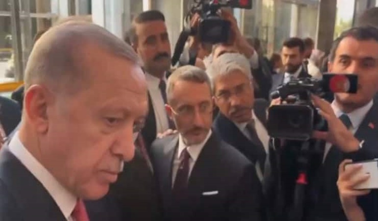 Erdoğan DEM'lilerle görüşecek! Her şey yeni anayasa içindir