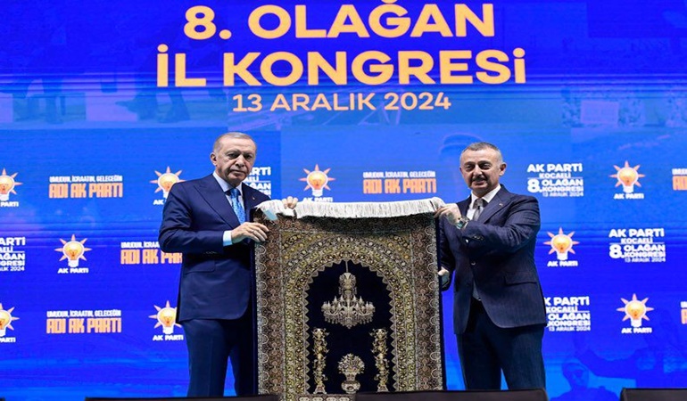 Erdoğan, Kocaeli Büyükşehir’in mali yapısını övdü