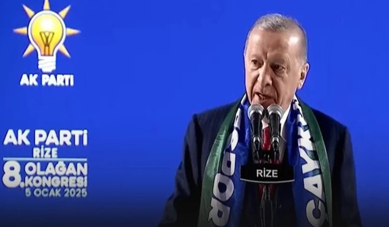 Erdoğan kongrede AKP'lilere fırça attı!