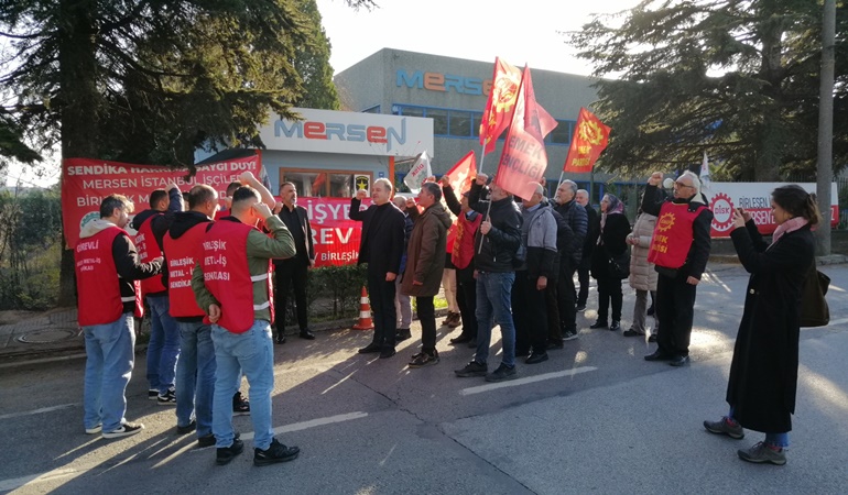 Gebze’de 225 gündür grevde olan Betek Boya işçilerini ziyaret ettiler