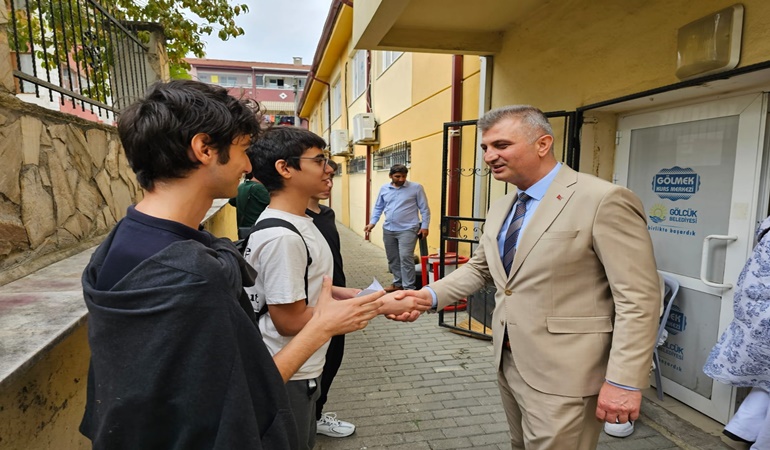 Gölcük Belediyesi Konservatuarı'nda sınav heyecanı 