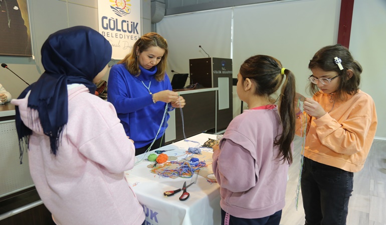 Gölcük’te gençler eğlenerek kültürümüzü tanıyacak