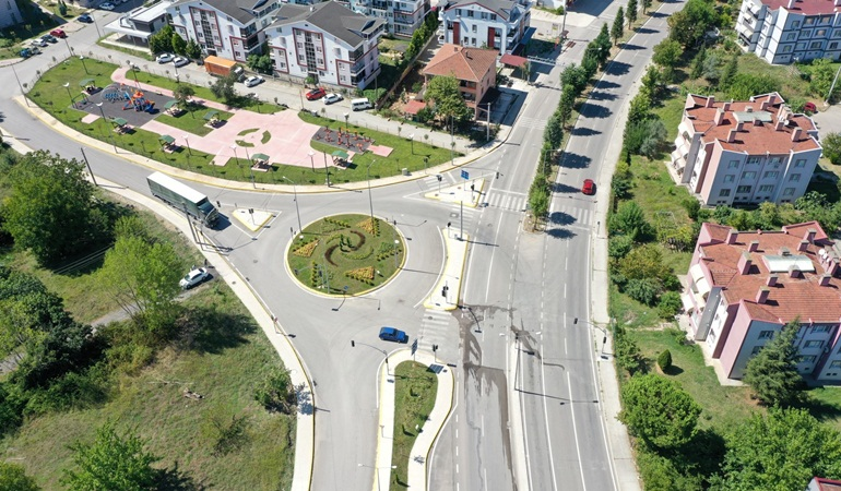 İpek yolu bulvarında trafik çizgileri çekildi