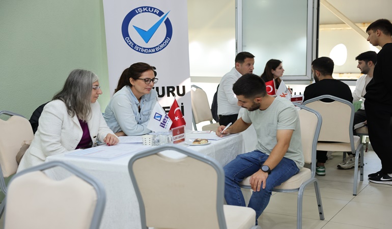 İş arayanlar ve işverenler İstihdam Fuarı’nda buluşacak