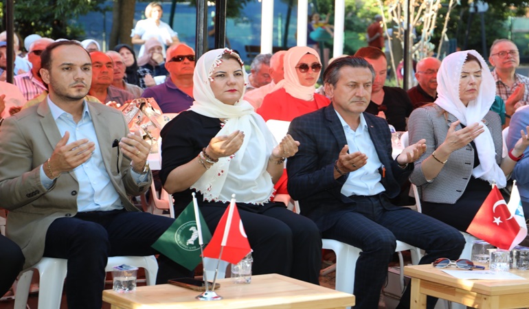 İskeçe Müftüsü merhum Ahmet Mete İzmit’te dualarla anıldı