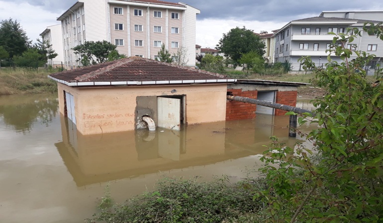 İSU’dan Düzce’ye yardım 