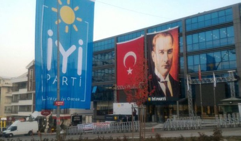 İYİ Parti'de A Takımı değişti