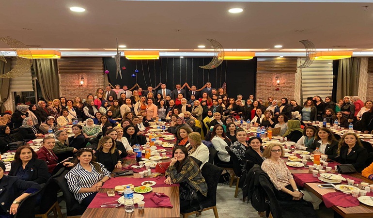 İYİ Parti son iftarda iktidar mesajı verdi 