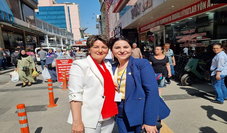 İYİ Parti İzmit gençliğine kadın başkan