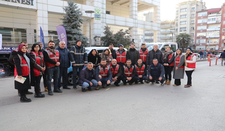 İzmit’ten deprem bölgesine takviye ekip!