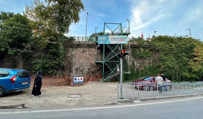 İzmit Tren Garı’na kolay ulaşım için asansör yapılacak