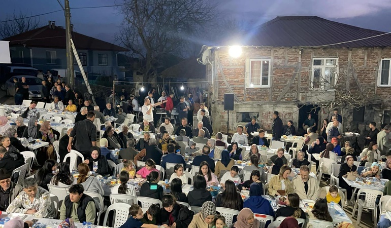 Kandıra Katçalı Köyü’nde yoğun katılımlı iftar