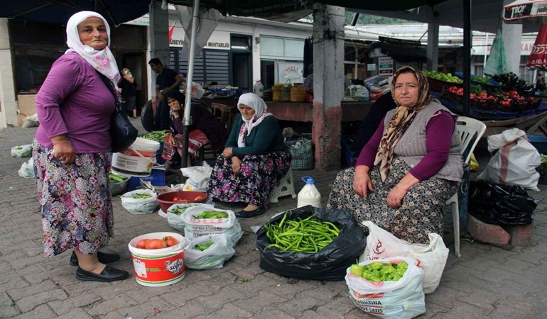 Kandıralı üreticiler Büyükşehir’e seslendi