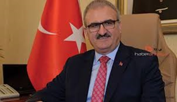 Karaloğlu'ndan tepki: Seni kimliksiz yumurta kafa!