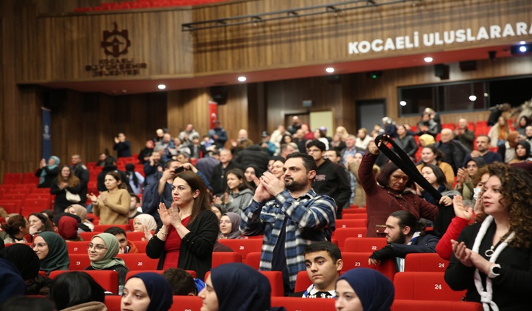 Kocaeli, Çanakkale Zaferi’ni özel bir programla kutladı