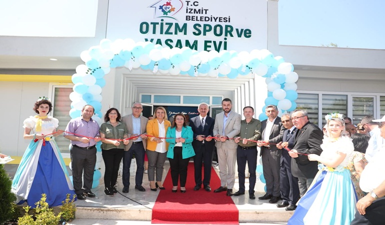 Kocaeli’nin ilk ve tek Otizm Spor ve Yaşam Evi görkemli törenle resmen açıldı