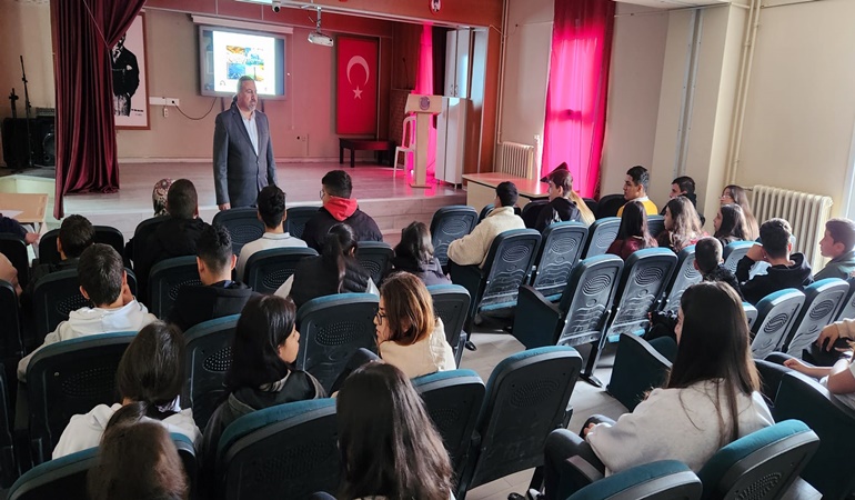 Körfez’deki okullarda sıfır atık eğitimleri sürüyor