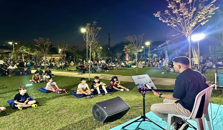 Körfez’deki Tarihi Kale’de gençlerden müzik dolu gece