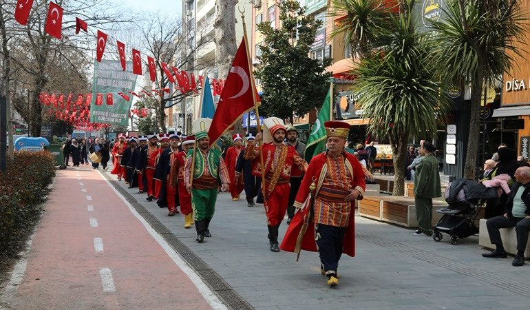 Mehter Takımı konserle İzmitlileri selamladı! 