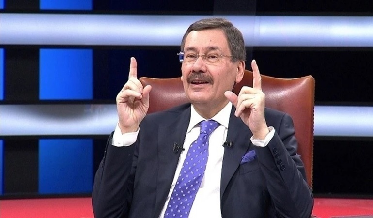 Melih Gökçek'ten yakışıksız paylaşım!